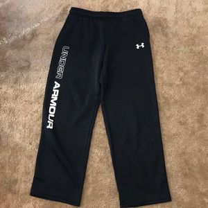 Black Under Armour sweatpants